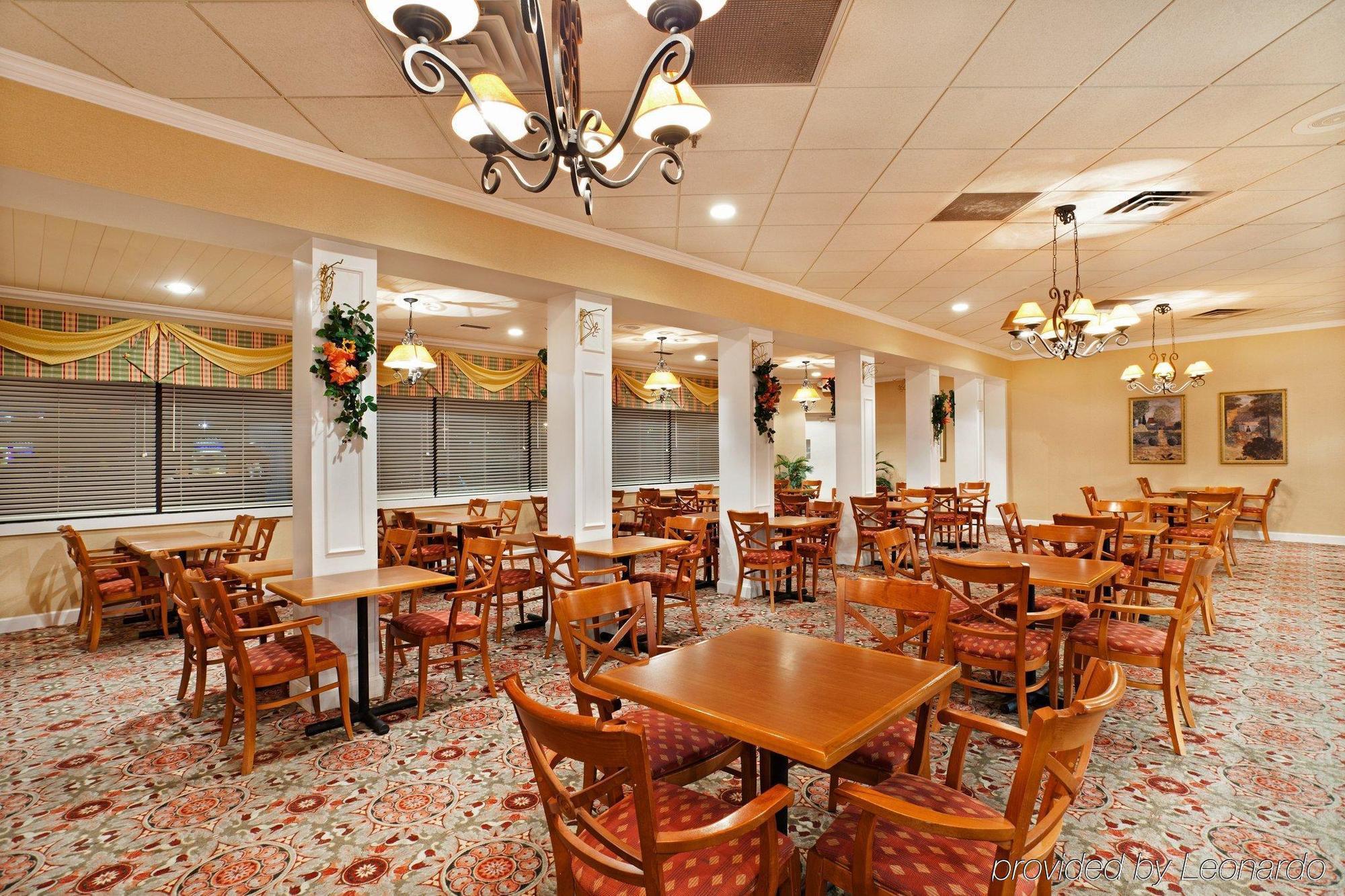 Holiday Inn Express Wilkesboro Restaurang bild